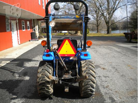 Τρακτέρ New Holland TC18 .2004